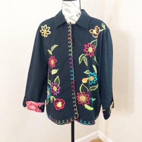 Hearts of Palm Black Floral Embroidered Jacket Pre-Owned. - Picture 1 of 16